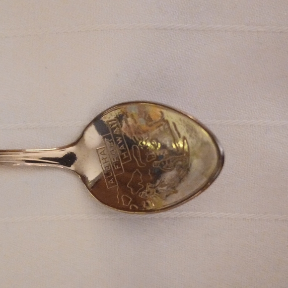 Vintage American Motif Collector Spoons- Set of 16 - Picture 5 of 16